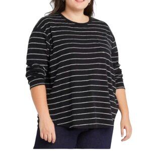 Ava & Viv Long Sleeve Pocket Plus Size T-Shirt Black & White I Size:X/14W
